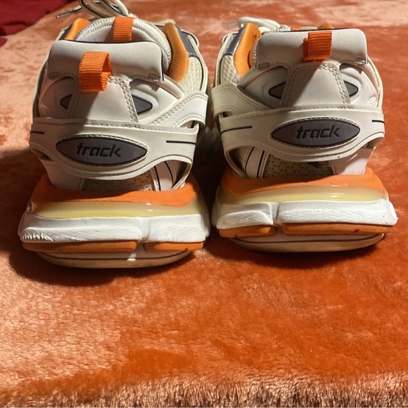 Balenciaga track led lighting - Picture 3 of 11